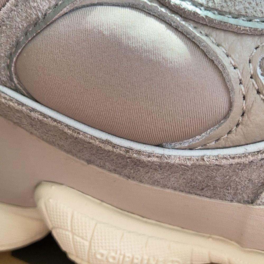 Adidas Yeezy 500 High - Picture 5 of 10